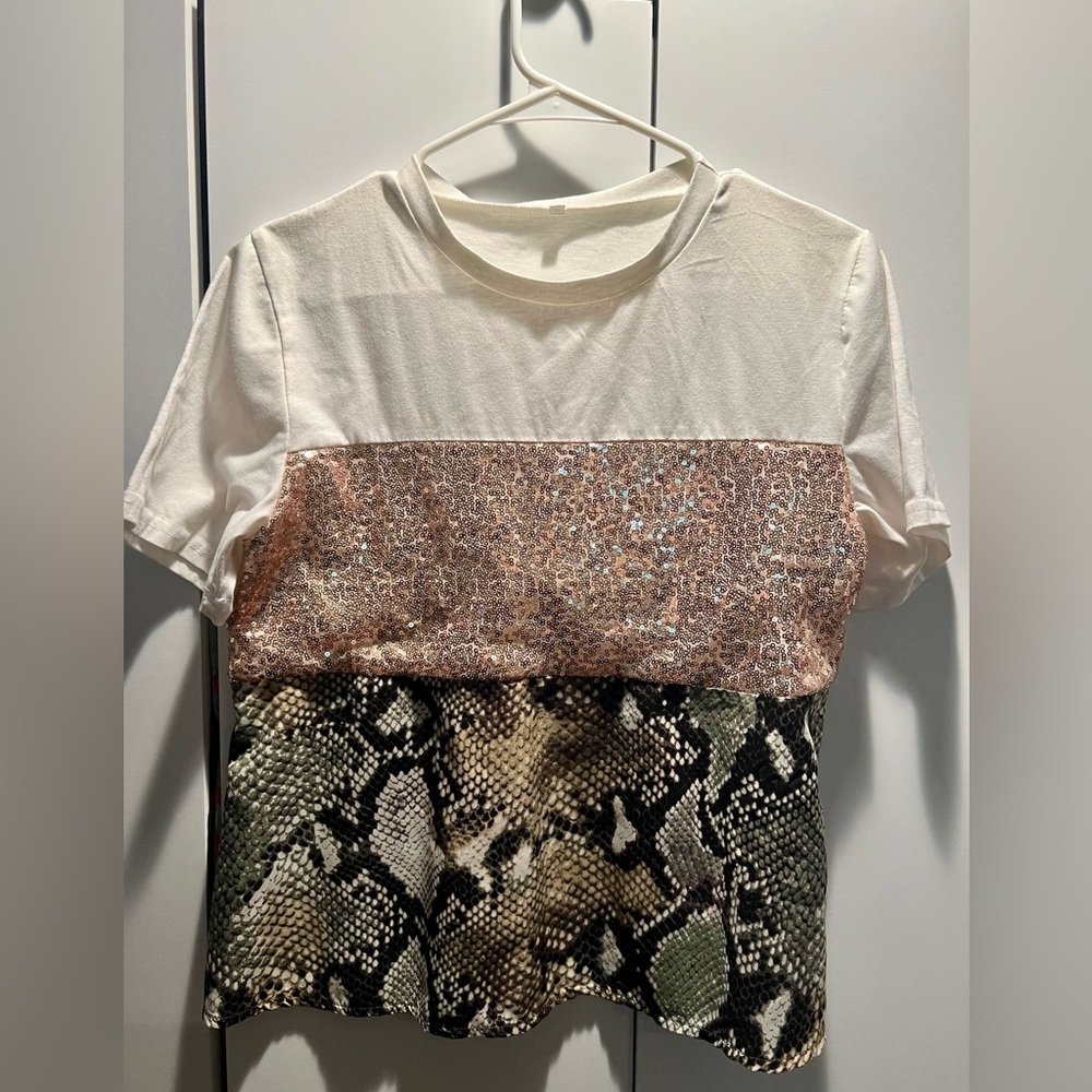 SHEIN Contrast sequin panel tee
